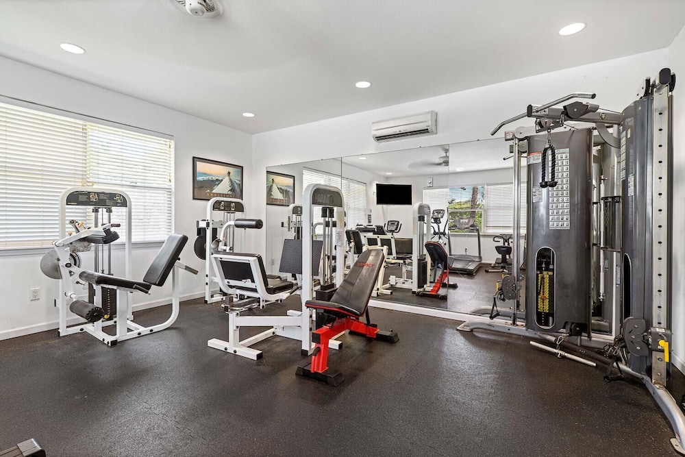 Luxurious View Corner Townhome - Great Views - VIP Beach Pass - Vrkcv