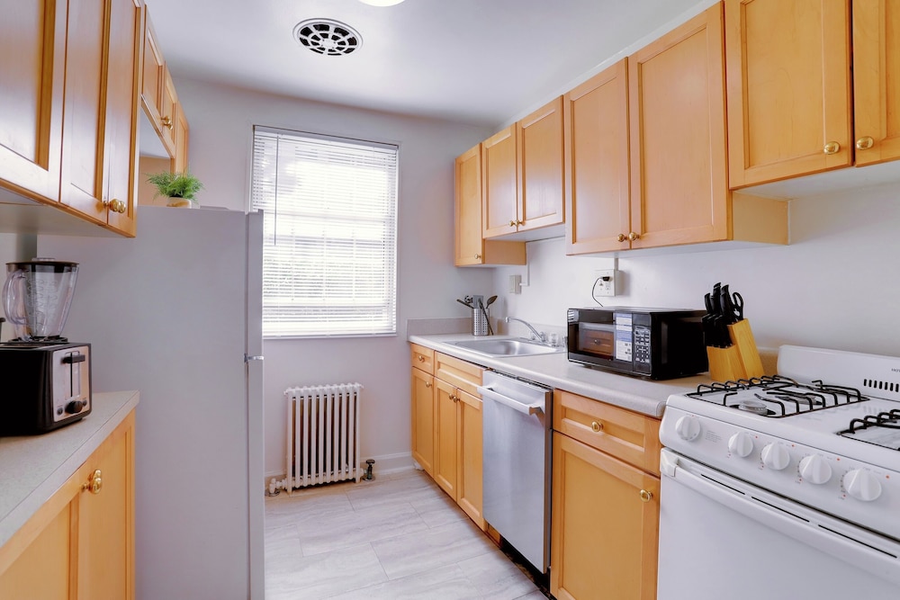 Stylish Corporate Stay in Alexandria
