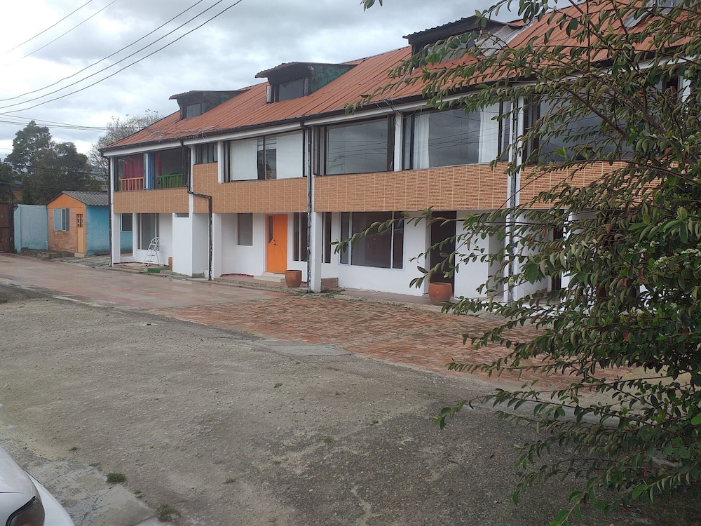 Casa Aram deportiva
