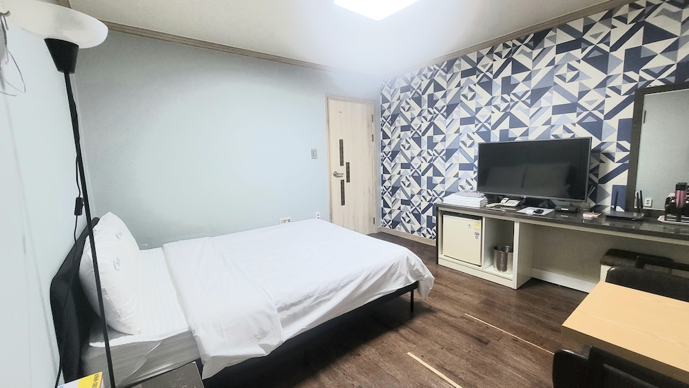 e motel