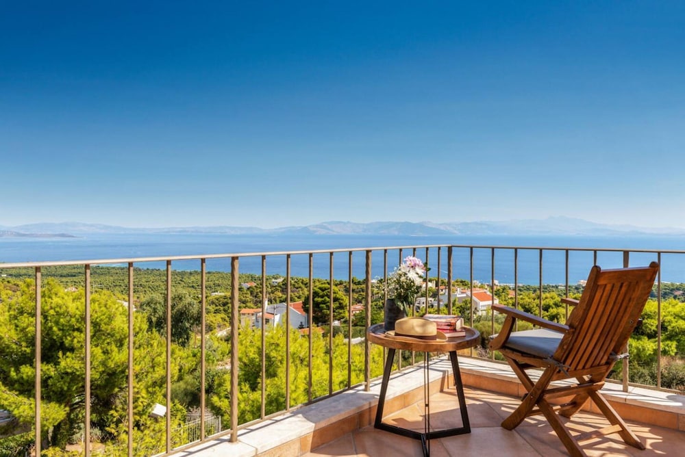 Villa Kalida Stunning Seaview and Relax