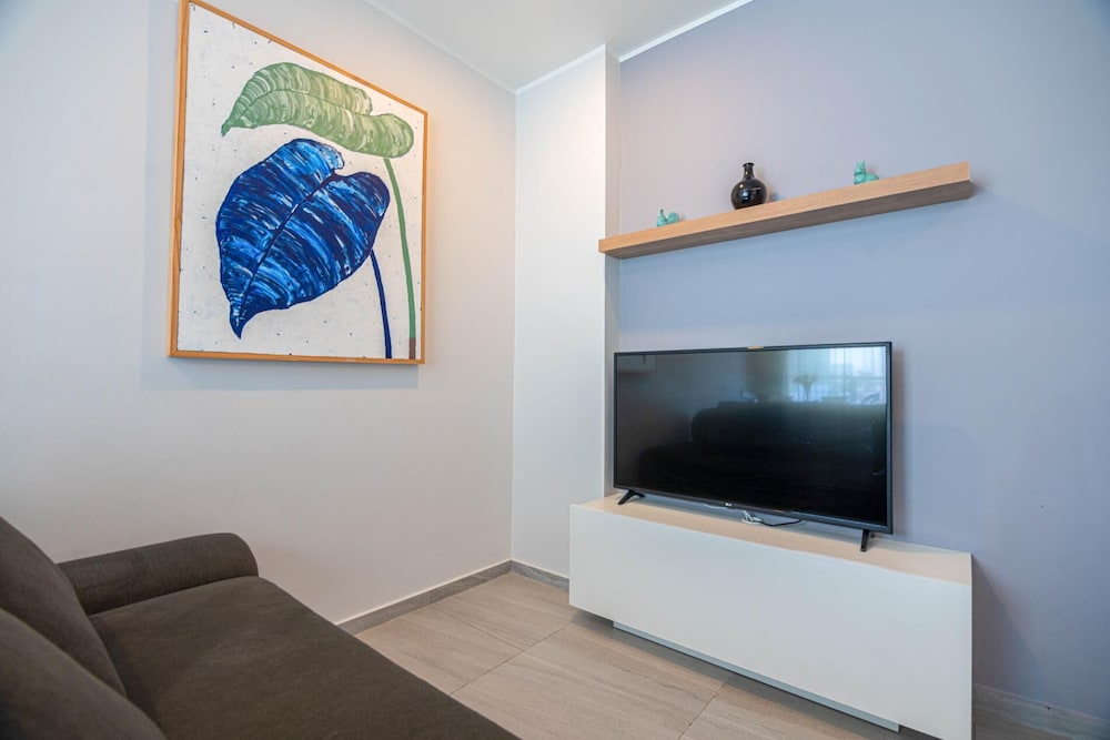 1BR Apartment near Villa Market  T2-423