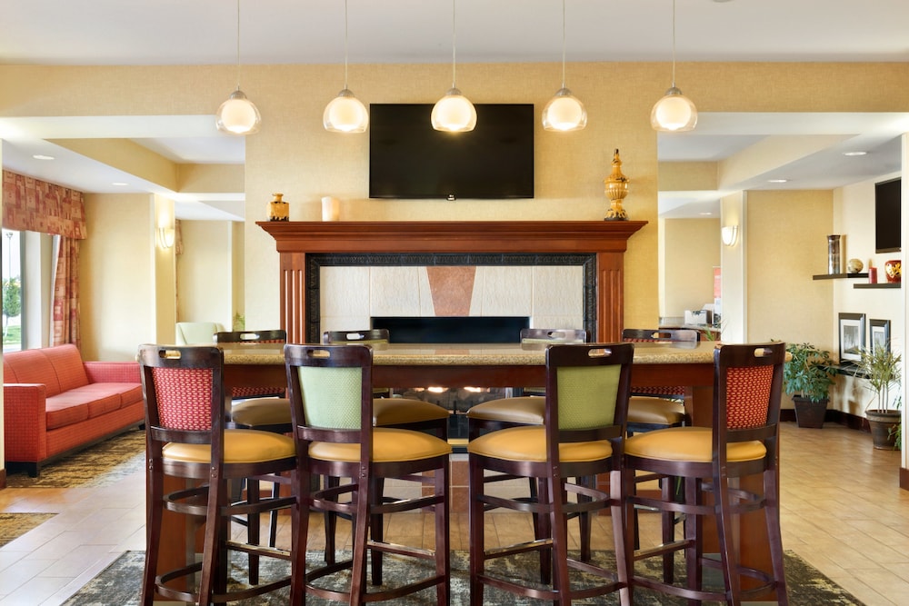Summit Suites