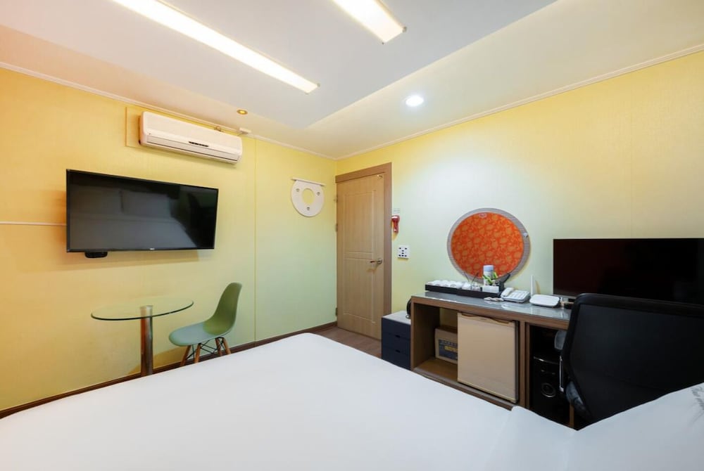 HUE MOTEL