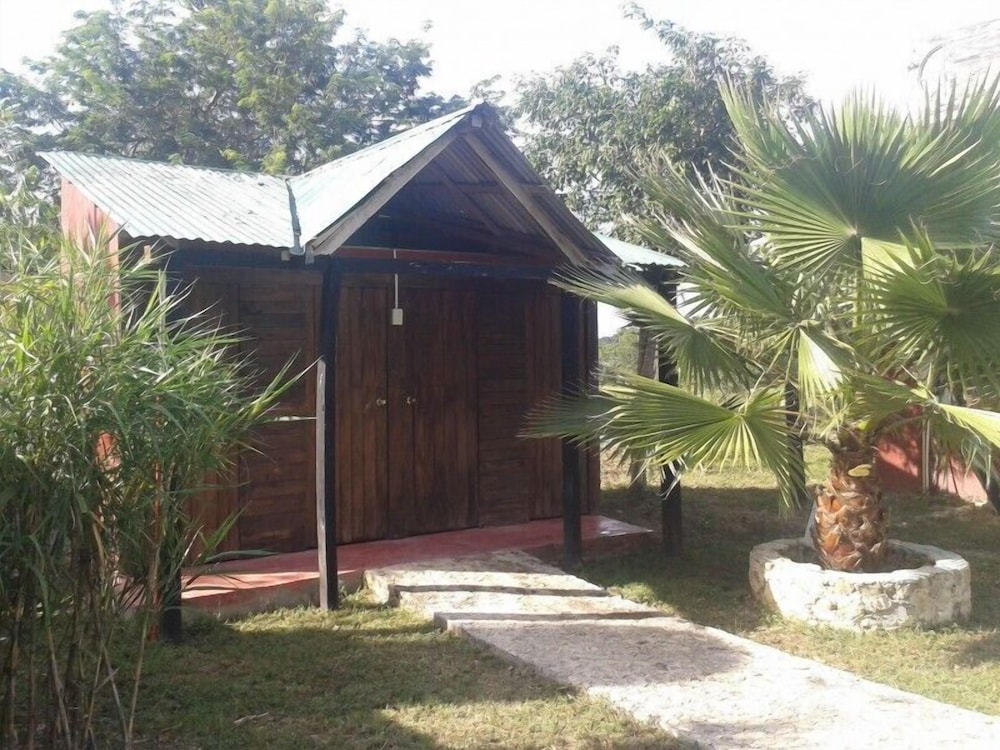 Hotel y cabañas Xanfari