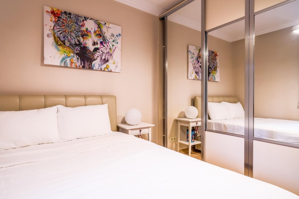 Charming Flat w Balcony 5 min to Zorlu Center