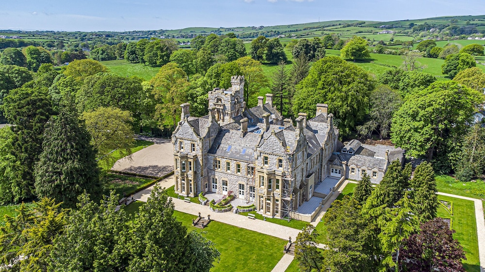 The Mary Maude Suite Stone Cross Mansion