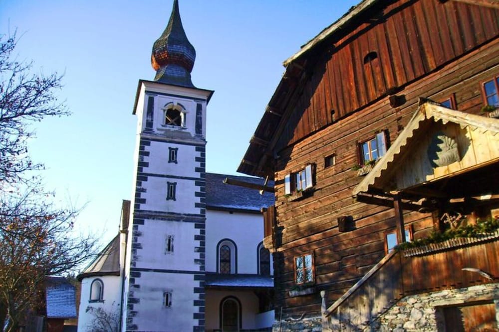 Farmhouse in Weisspriach Near Mountain Lakes