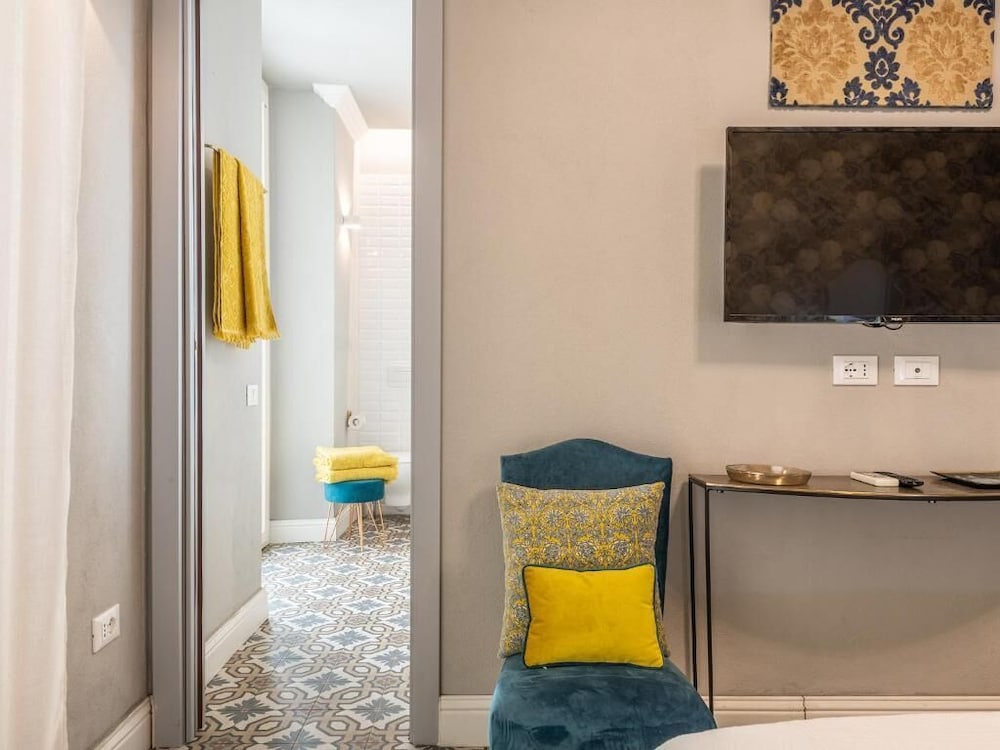 GUESTHOUSE 73