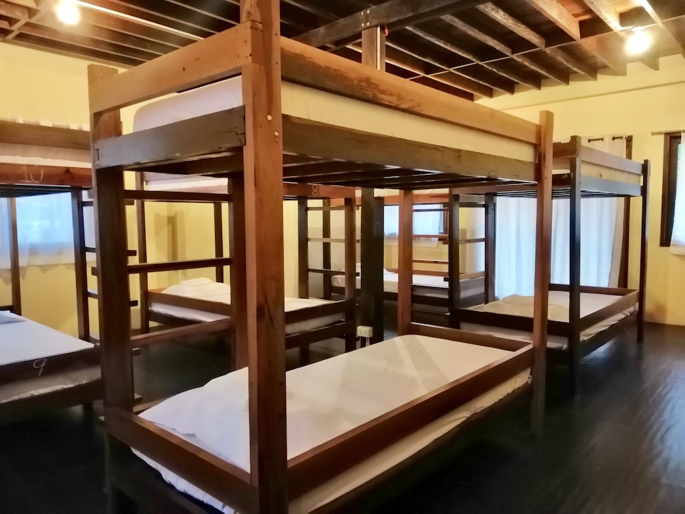 Ilakai Hostel - Adults Only view 4