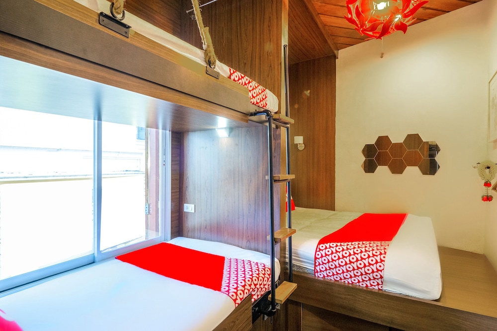 OYO 895 The Onion Hostel