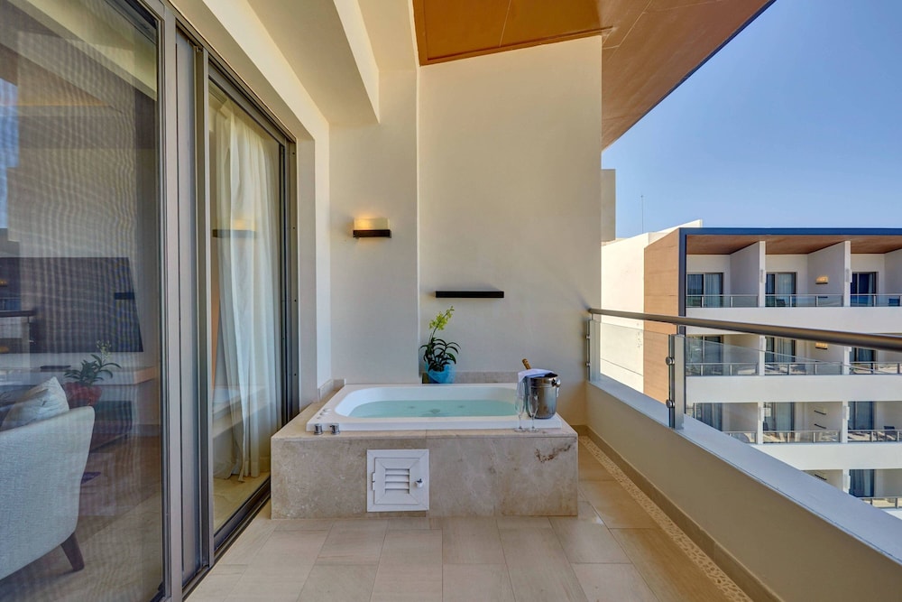 Jamaica Vacations - Royalton Blue Waters Montego Bay, An Autograph Collection All Inclusive Resort - Property Image 53