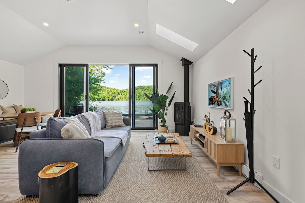 Nalu Retreat Lakeside