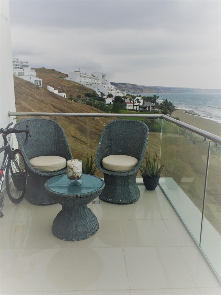 Golden Mar Hostal