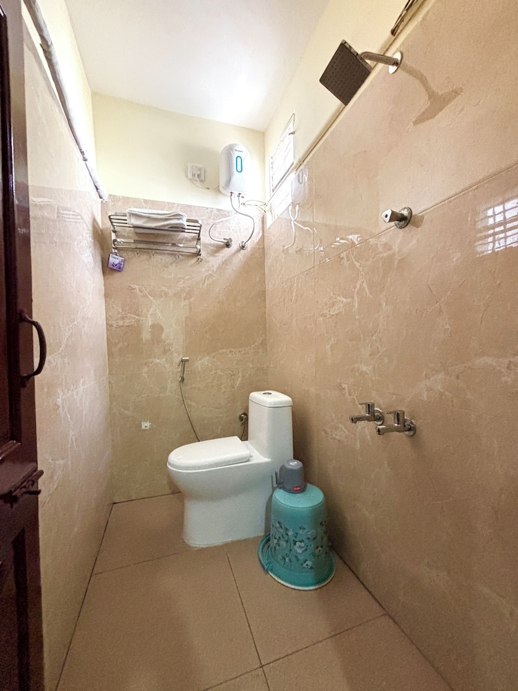 Anandha Guest House
