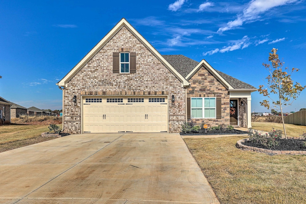 Quiet Family Home 15 Mi to Dtwn Huntsville! - Property Image 22