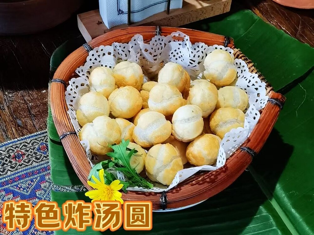 Zhaizili Resort Xishuangbanna
