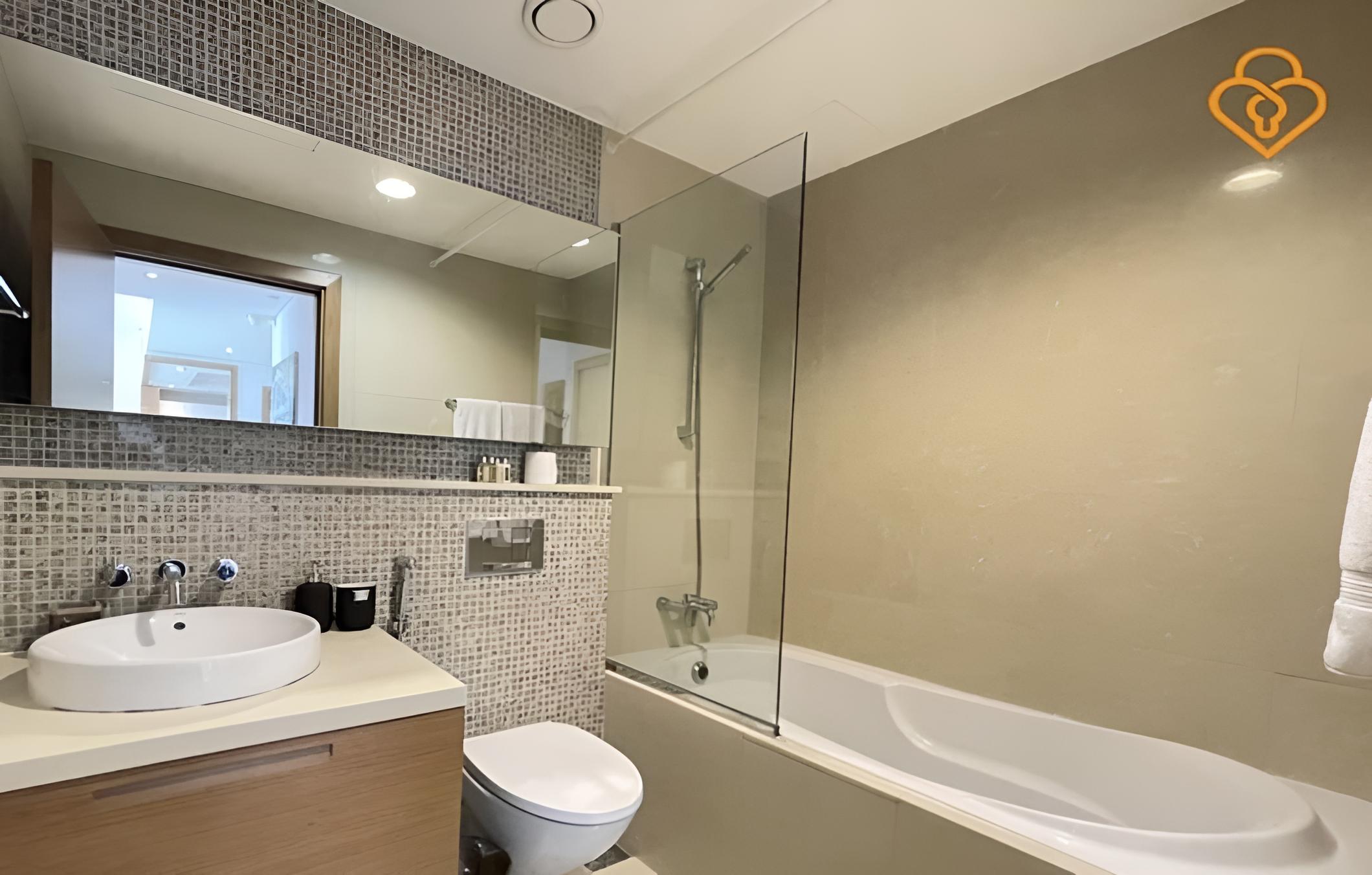 Downtown Dubai Claren Tower 2 One Bed