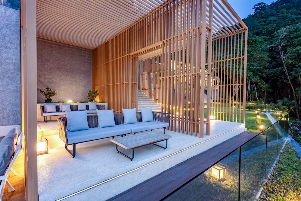 The Aquila Villa