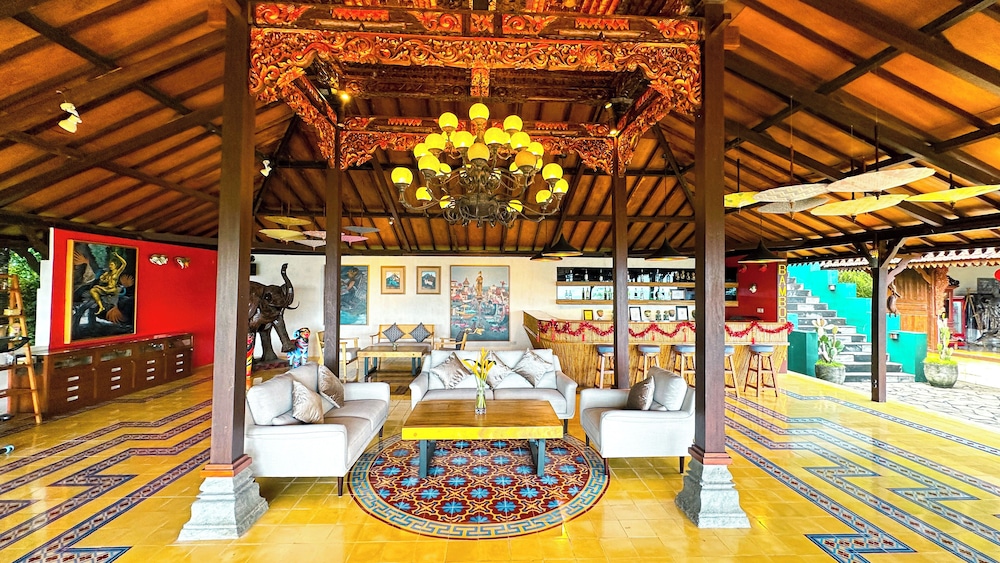 Villa Borobudur Resort