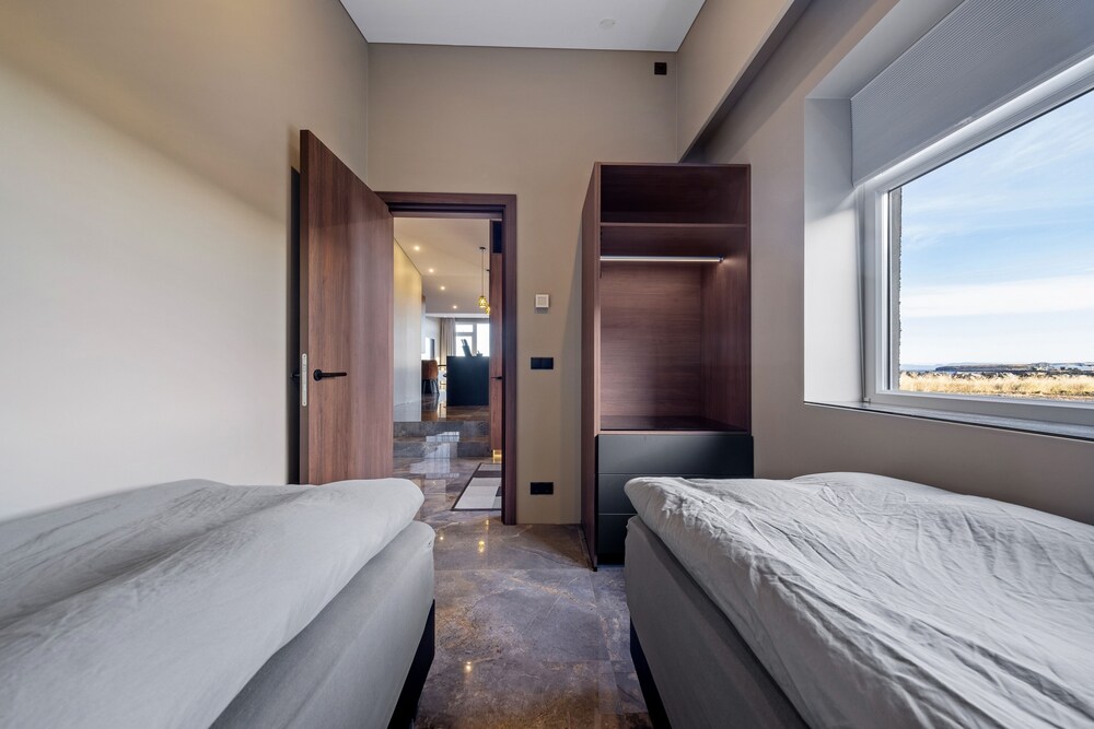 Bay View Apartments view 4