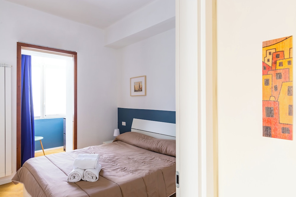 Chiaia Mon Amour Elegant Flat by Napoliapartments