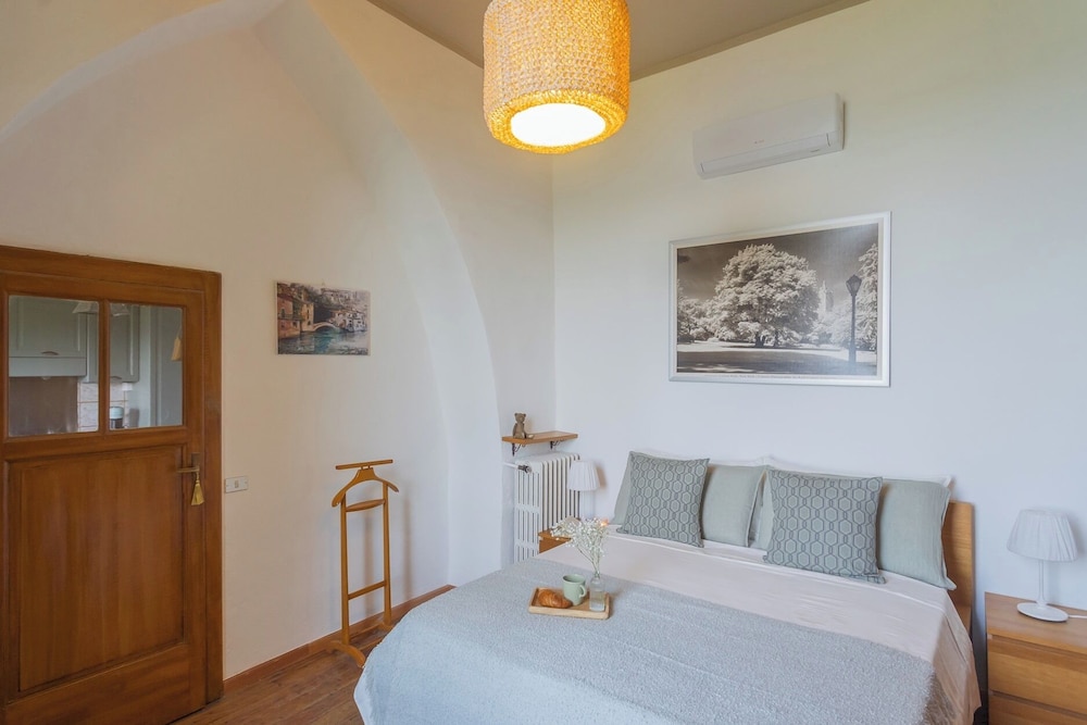 Simon's Apartment With Amazing View by Rent all Como