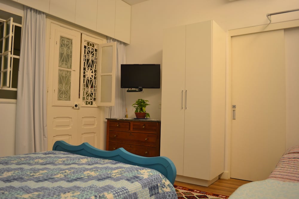 Casa Amarela Guest House - ZONA SUL