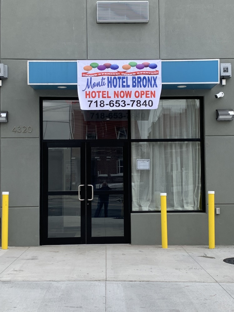 Monti Hotel - Property Image 5