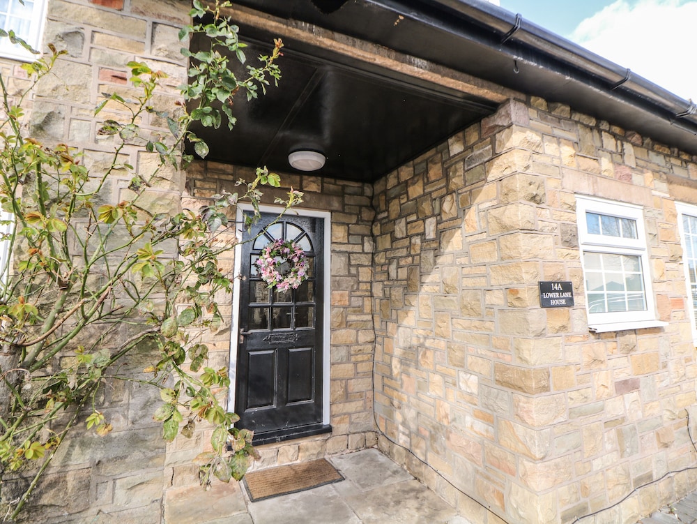 Lower Lane House