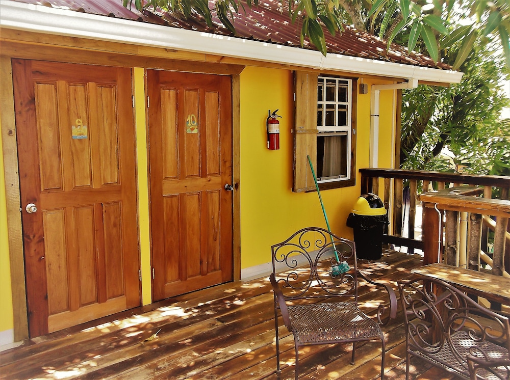 The Funky Dodo Backpackers