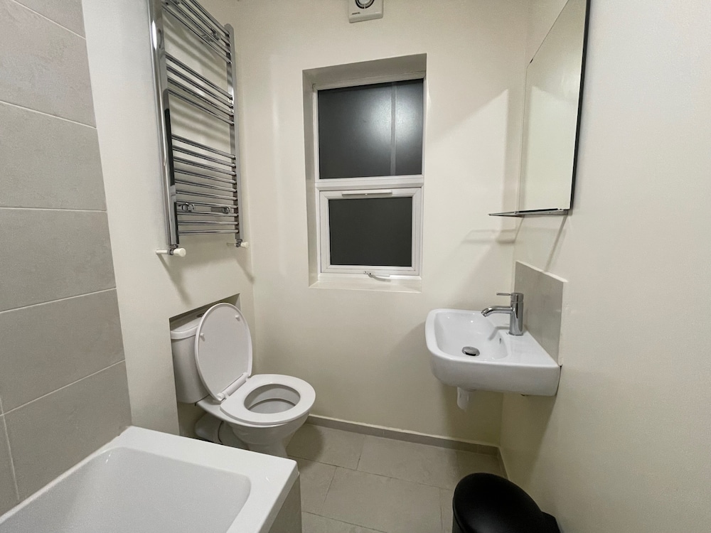 2 Bed Apartment/ Tower Bridge / Big Ben /the Shard