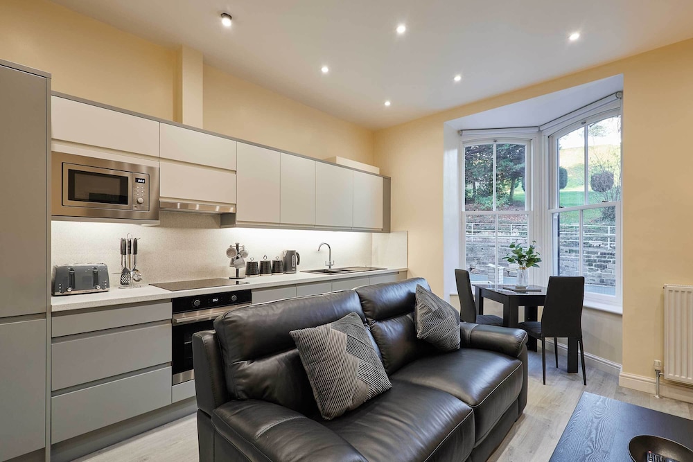 Host Stay Ross View Ground Floor Apartment