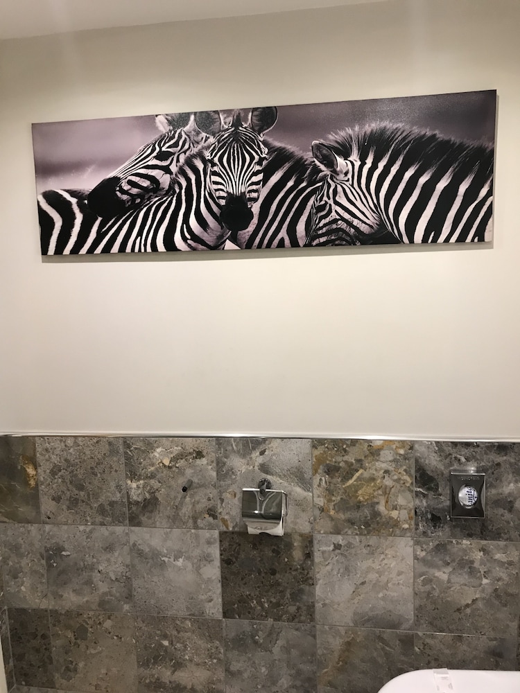 Barncroft Luxury Guest House