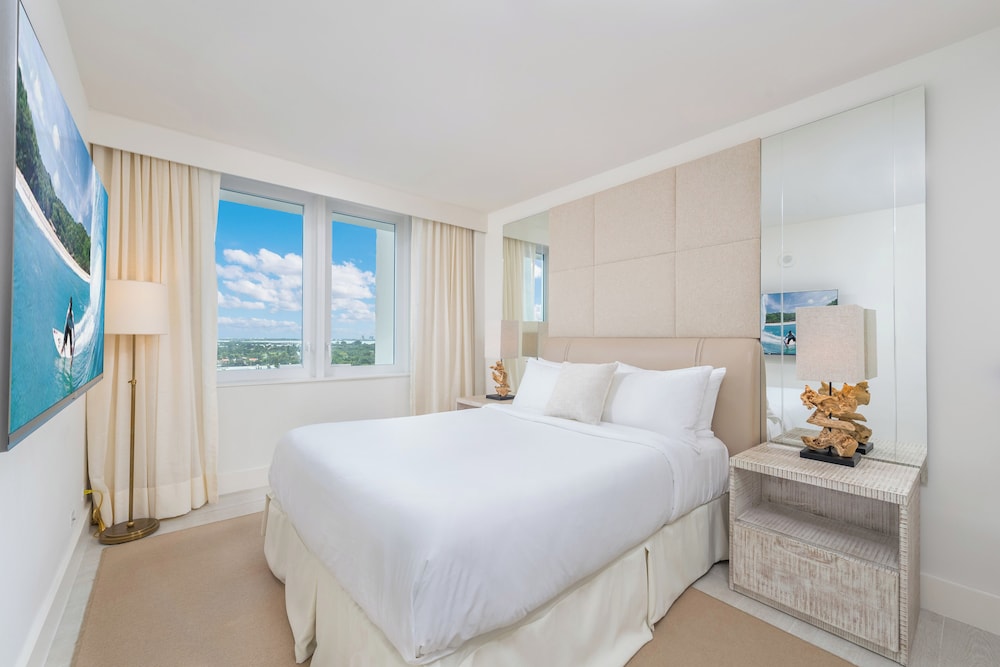 Luxury Vacation Rentals at 1 Hotel & Homes by LRMB