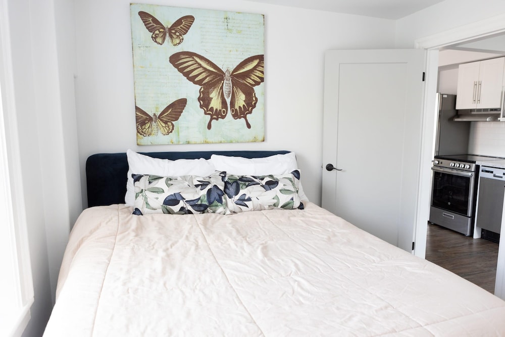 Modern Apt Neardowntown Ideal for Long Stays - U3