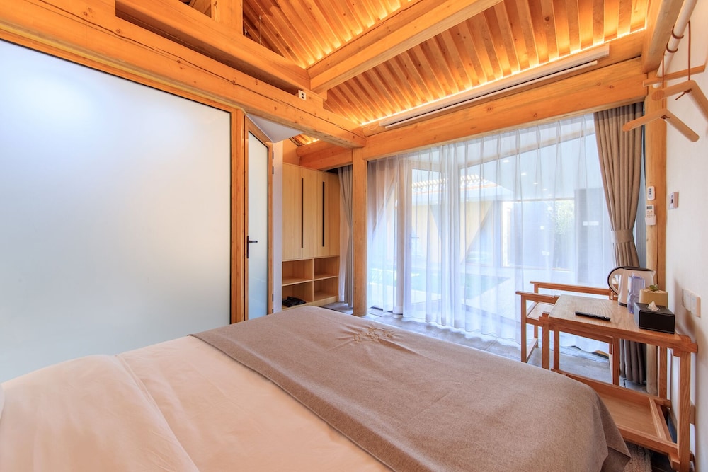 Isvara Flowing Ocean Guesthouse