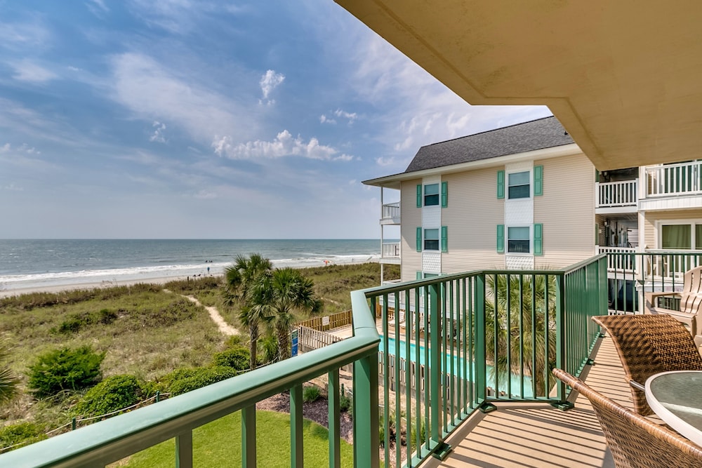 Beach Clubs by Condo-World