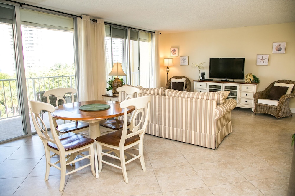 San Marco Residences 508