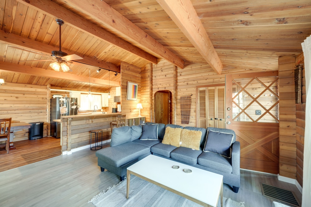 Pine Mountain Club Cabin Near Fern's Lake! view 5