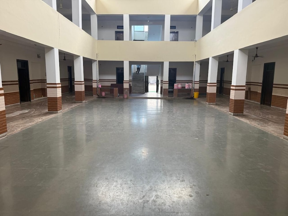 Hotel Kesri Nandan