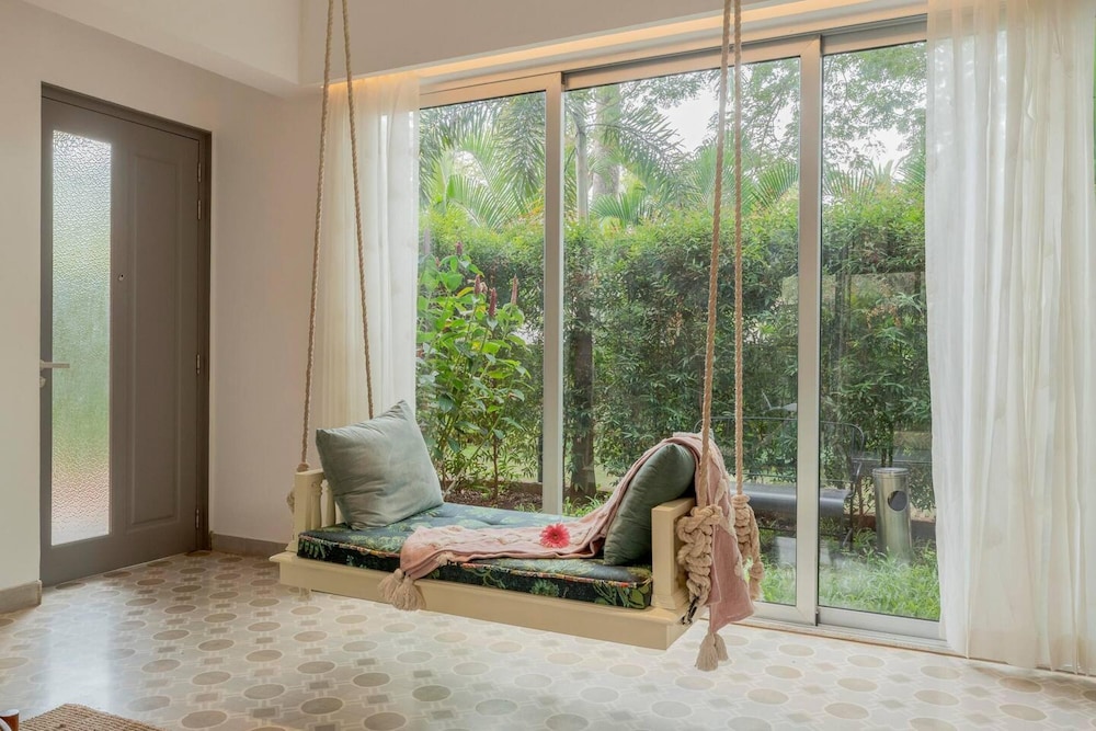 El Rocio by Hireavilla - 2BR With Pool in Assagao