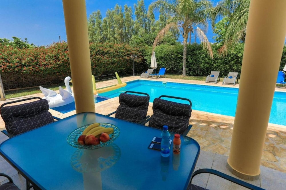 Villa Tsikkos Ena in Argaka