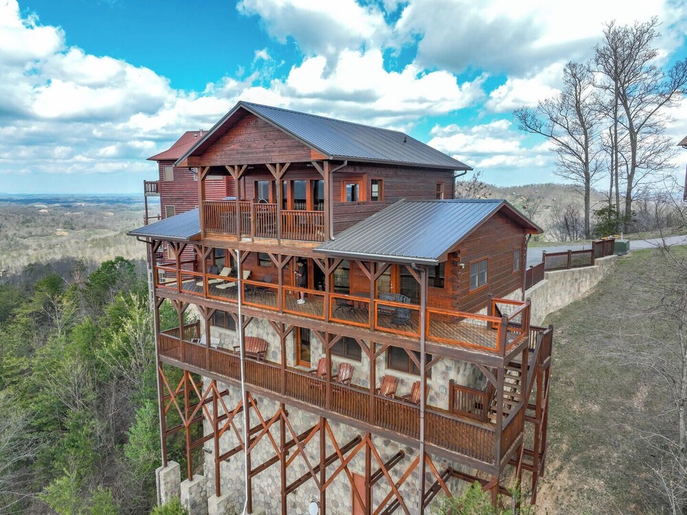 Lookout Lodge