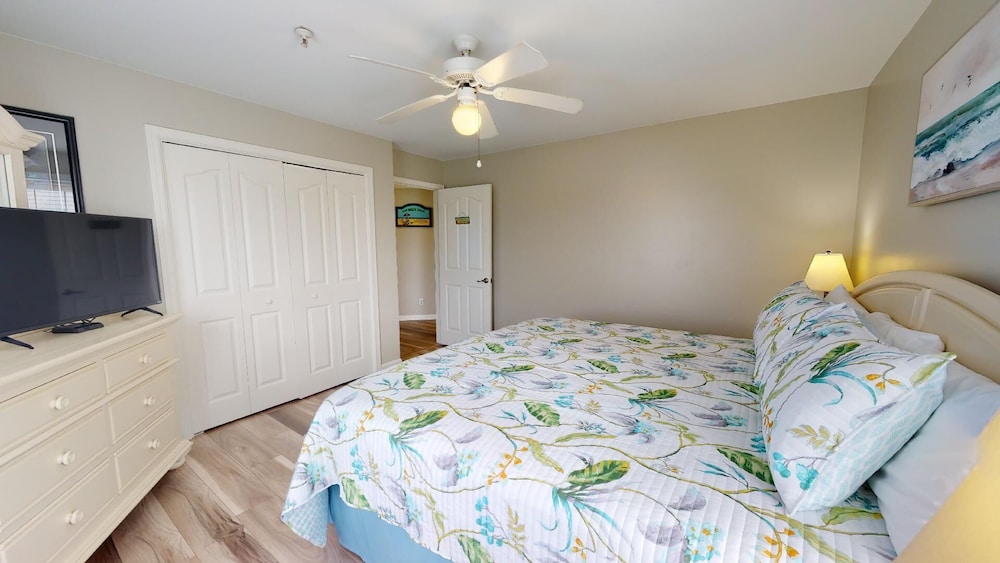 Dolphin Watch Tybee Vacation Rentals