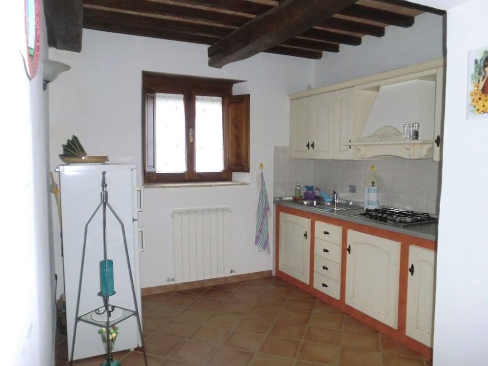 Holiday Home in Pietrafitta Near Lake Trasimeno view 4
