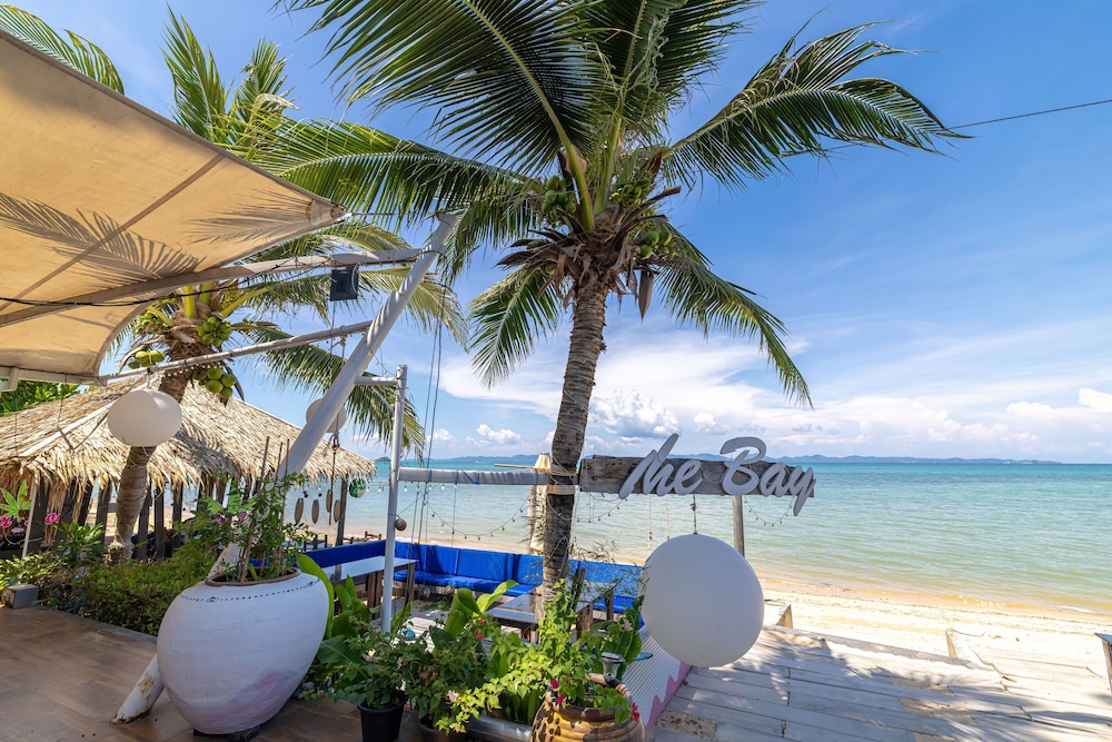 Phuket Moonlit Bay Seaview Resort&Spa