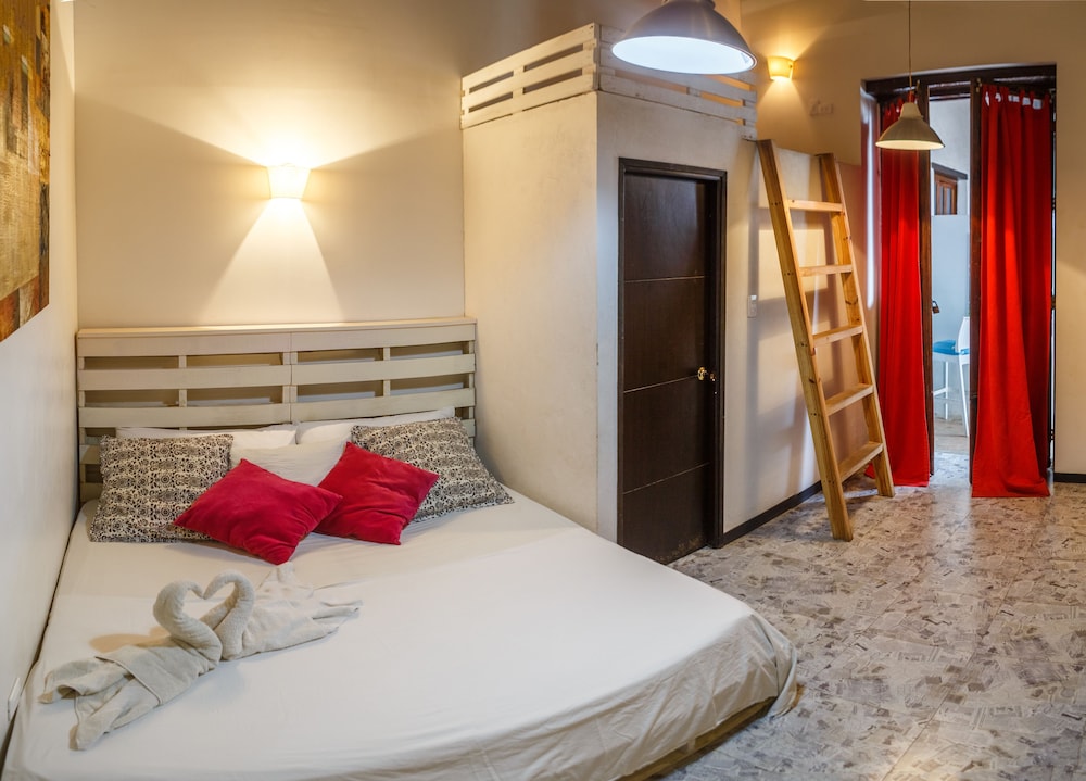 La Villana Hostel