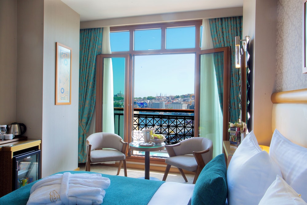 Momento Golden Horn Otel - Image 41