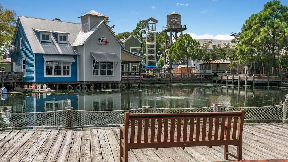 Waterfront Retreat in Sandestin w/ Golf Cart & Free Attraction Tickets!